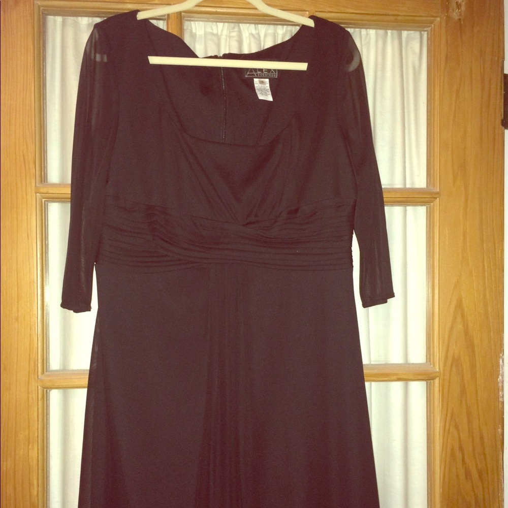 Pretty black dress